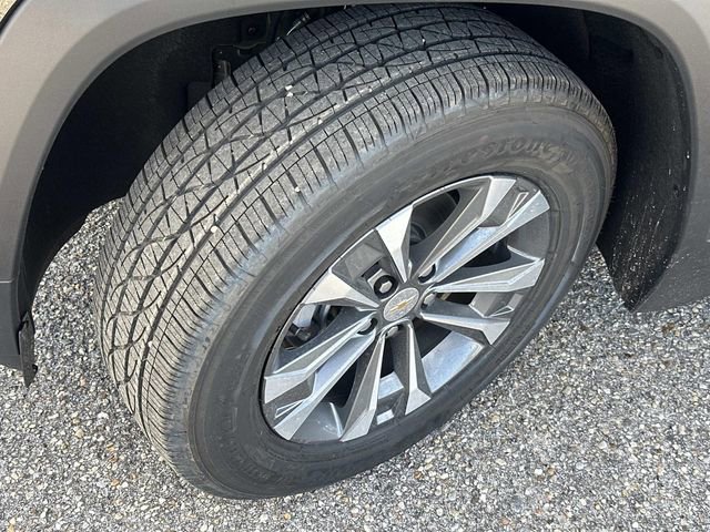 New 2026 Chevrolet Equinox LT image 17