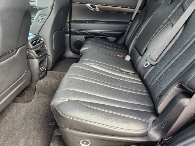 Used 2024 Genesis GV80 3.5T AWD/4WD image 32