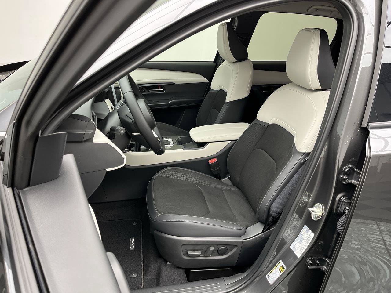 New 2026 MAZDA CX-5 Preferred AWD/4WD image 9