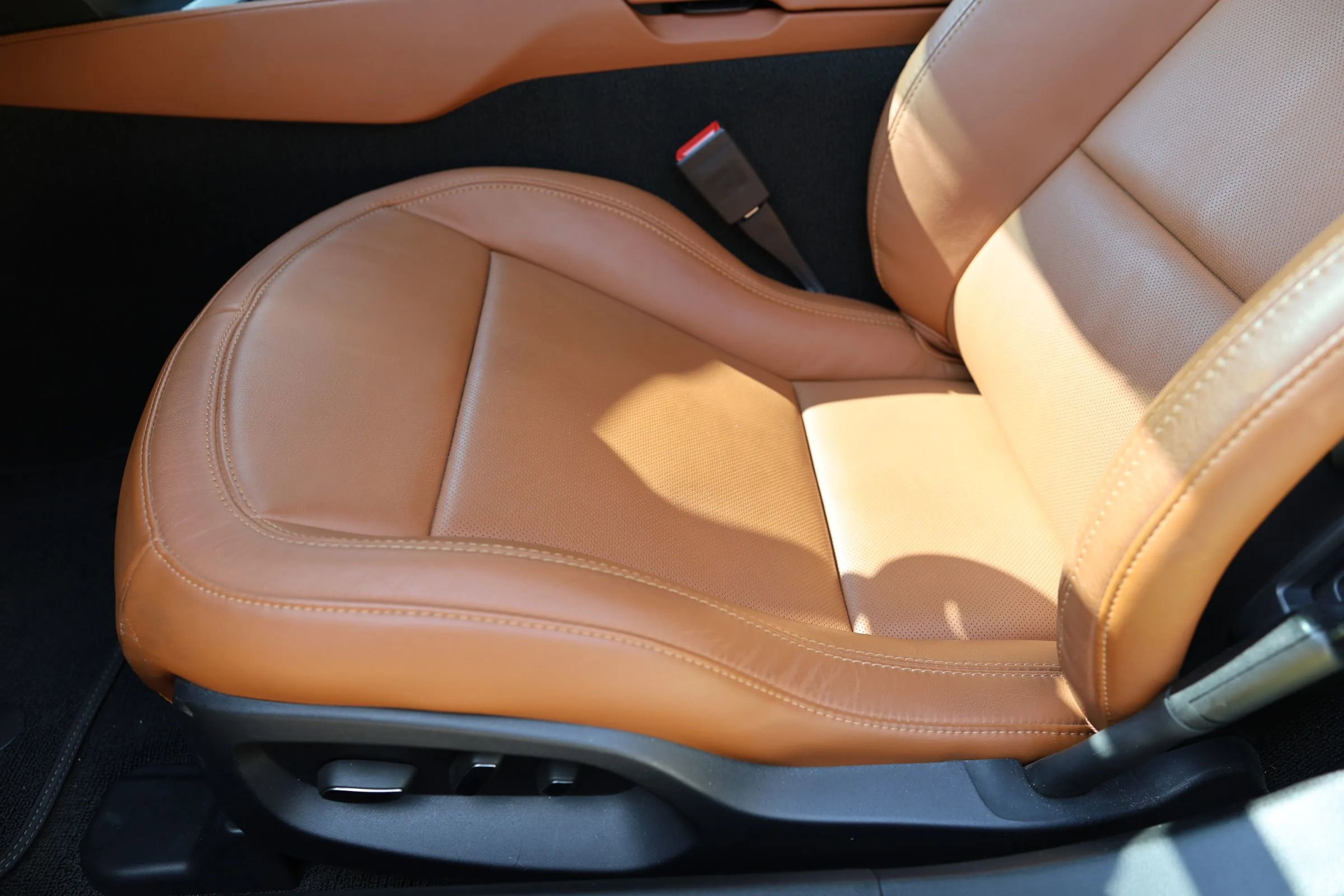 Used 2016 Chevrolet Corvette Z06 w/ 2LZ Preferred Equipment Group image 42