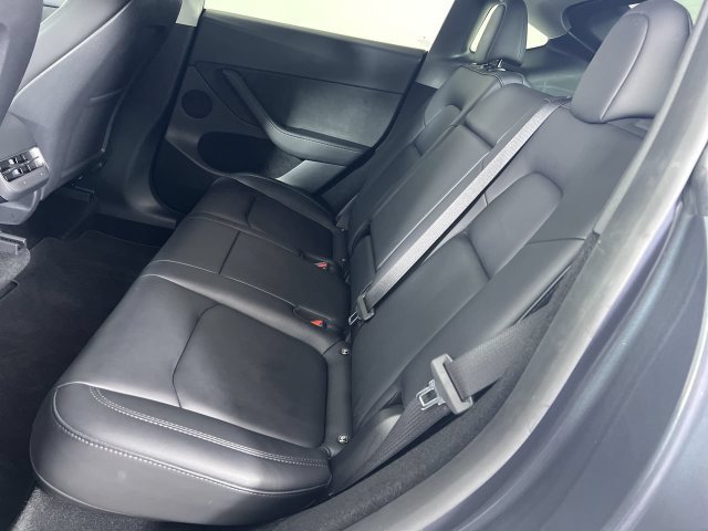 Used 2023 Tesla Model Y Performance AWD/4WD image 23