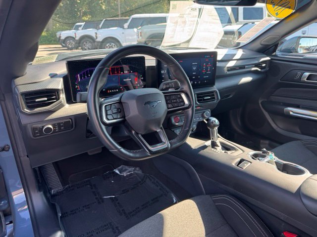 Used 2025 Ford Mustang GT RWD image 25