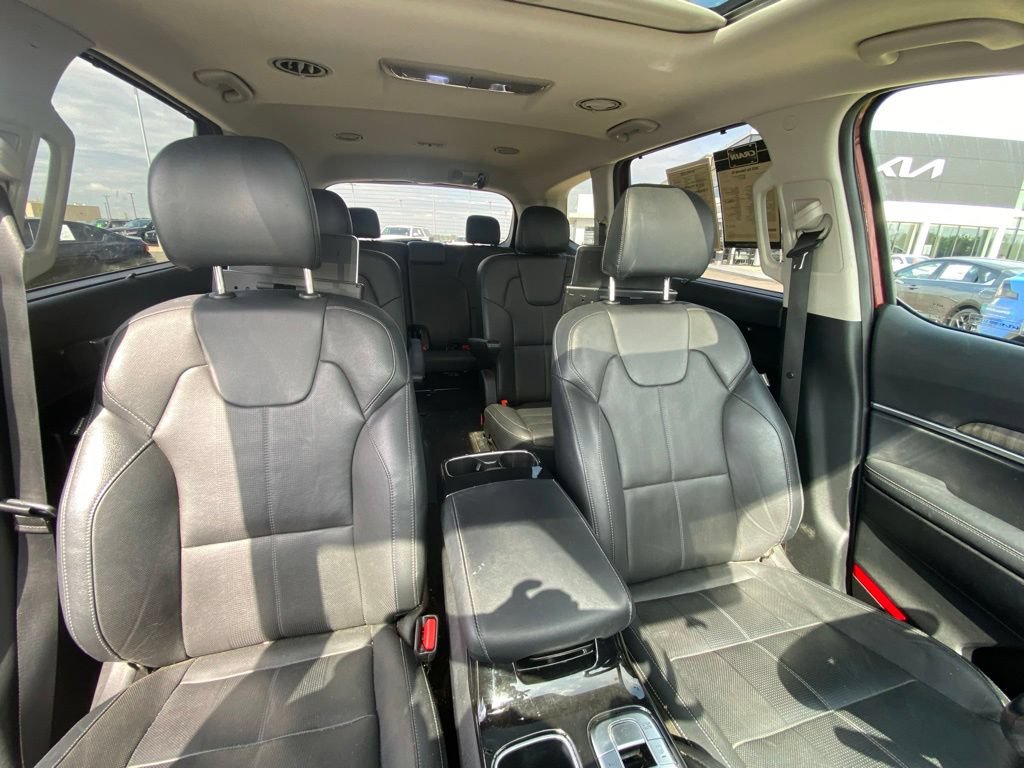 Used 2023 Kia Telluride EX w/ EX Captain's Chair Package FWD image 27