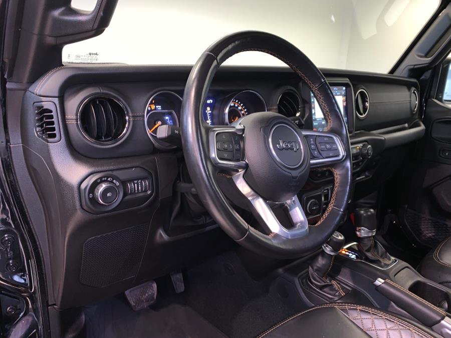 Used 2022 Jeep Wrangler Unlimited Sahara AWD/4WD image 12