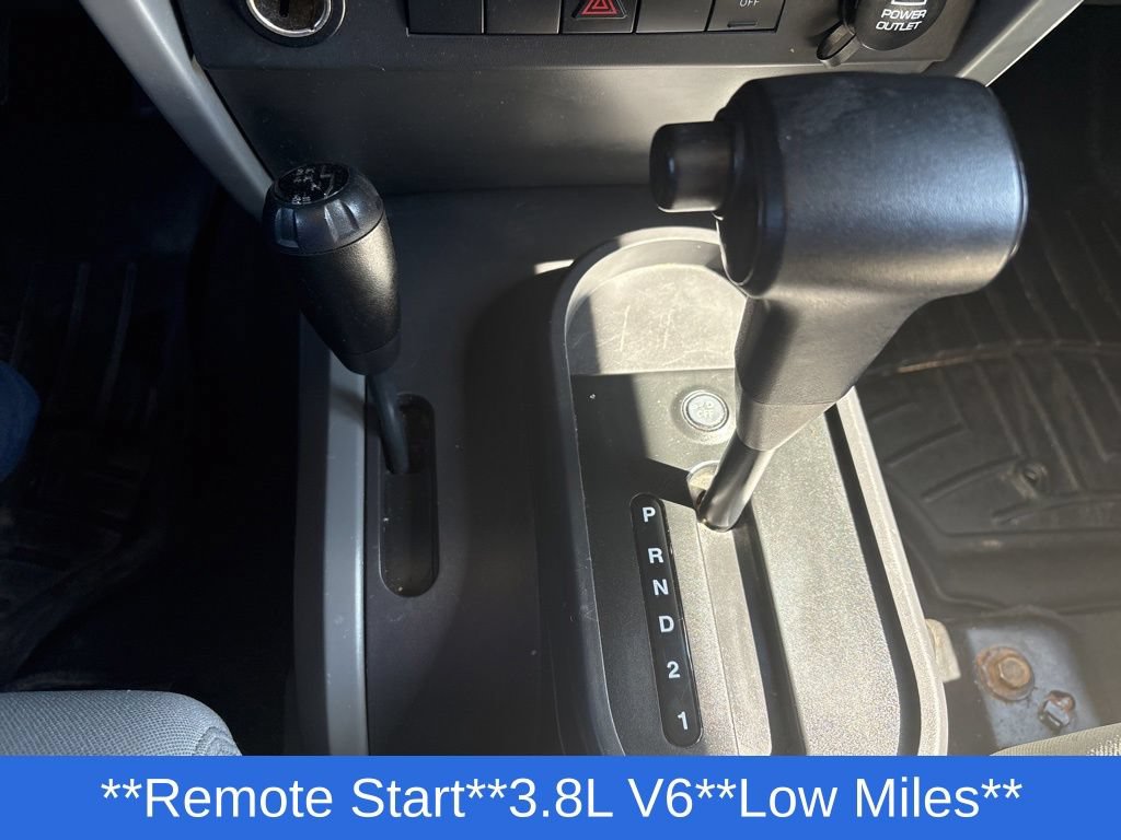 Used 2008 Jeep Wrangler Unlimited Sahara AWD/4WD image 11