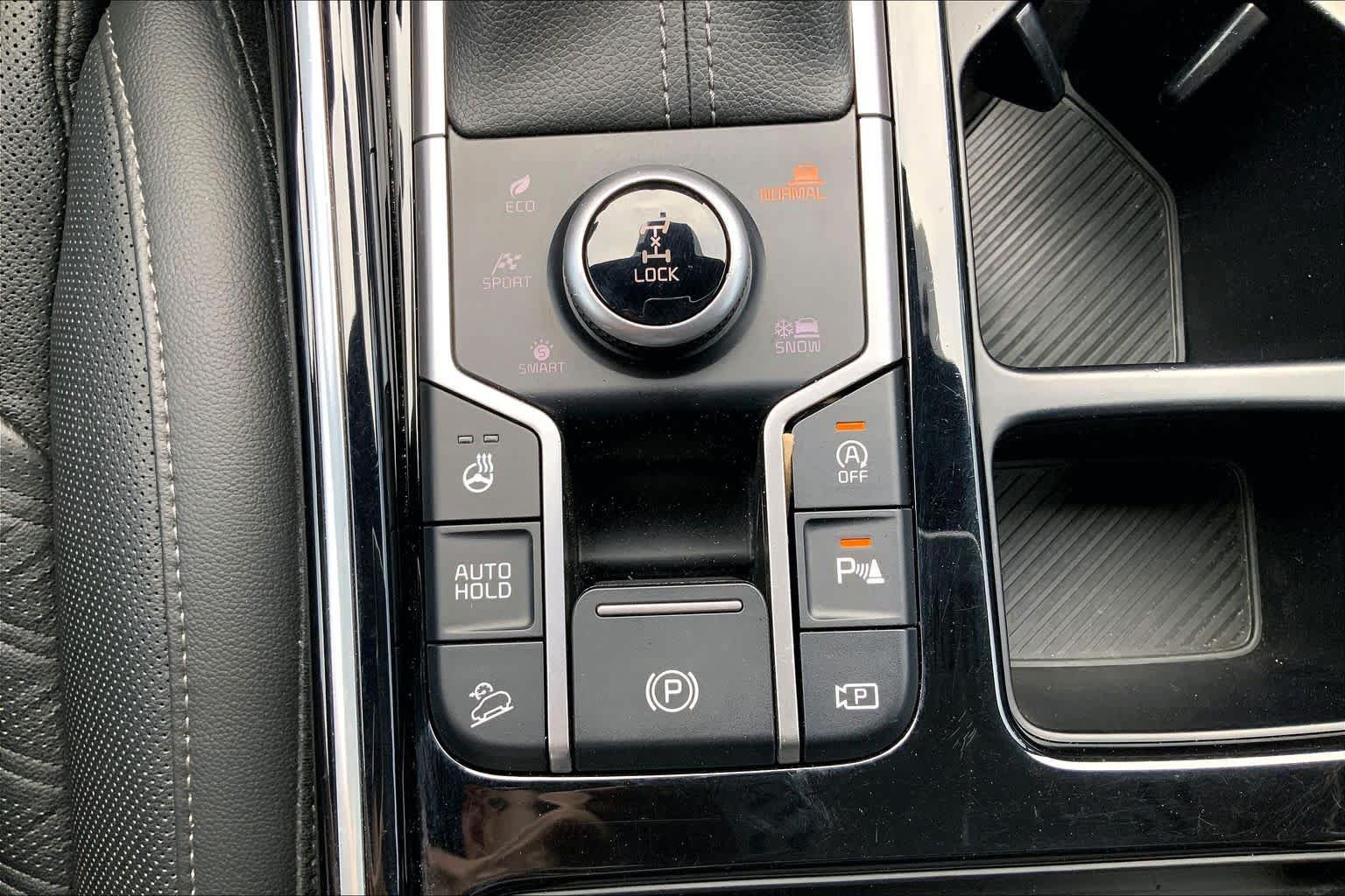 Certified 2024 Kia Sorento SX Prestige AWD/4WD image 29