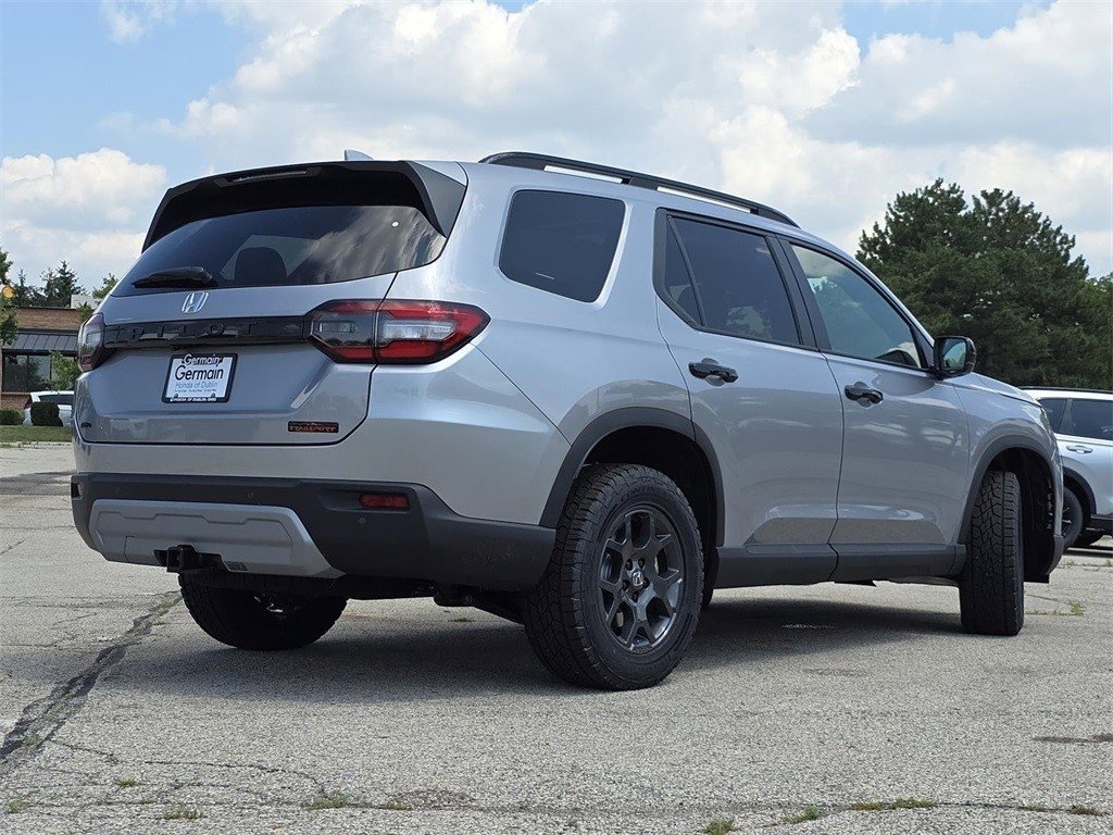New 2025 Honda Pilot TrailSport image 21