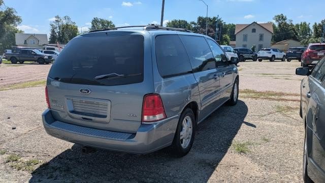Used 2004 Ford Freestar SEL FWD image 3