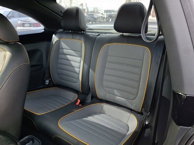 Used 2016 Volkswagen Beetle 1.8T Dune w/ Dune Technology Package image 10