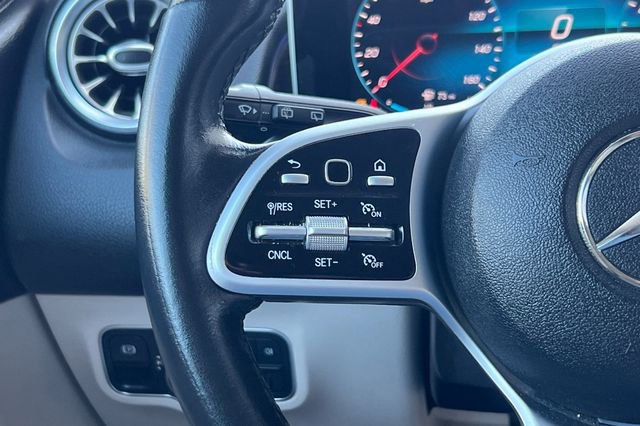 Used 2021 Mercedes-Benz GLB 250 image 27