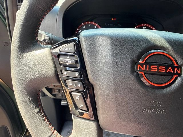 Used 2025 Nissan Frontier PRO-4X AWD/4WD image 18