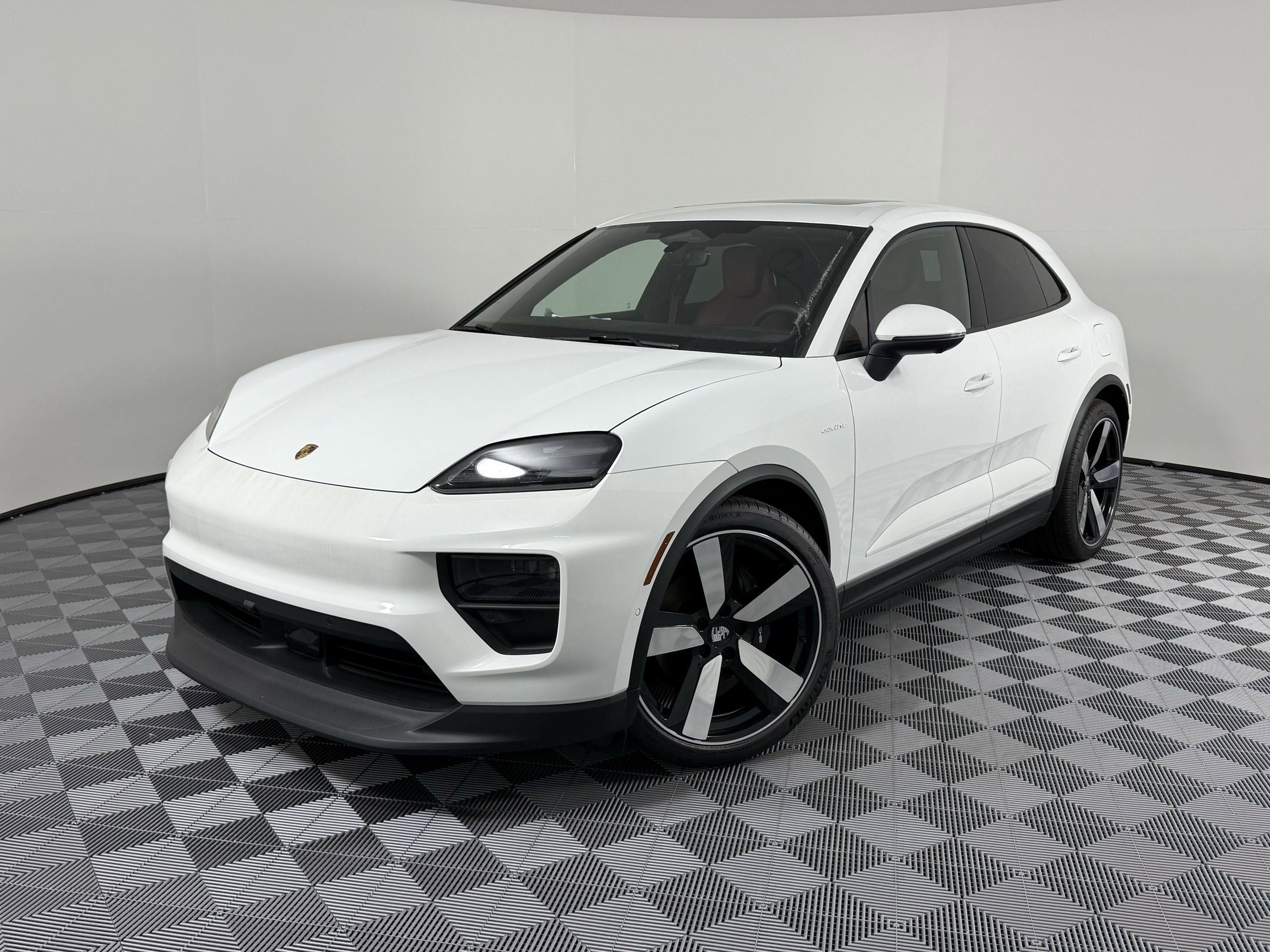 New 2025 Porsche Macan Electric