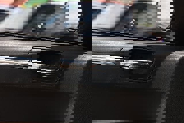 Used 2006 Chrysler 300 C w/ Protection Group II RWD image 45