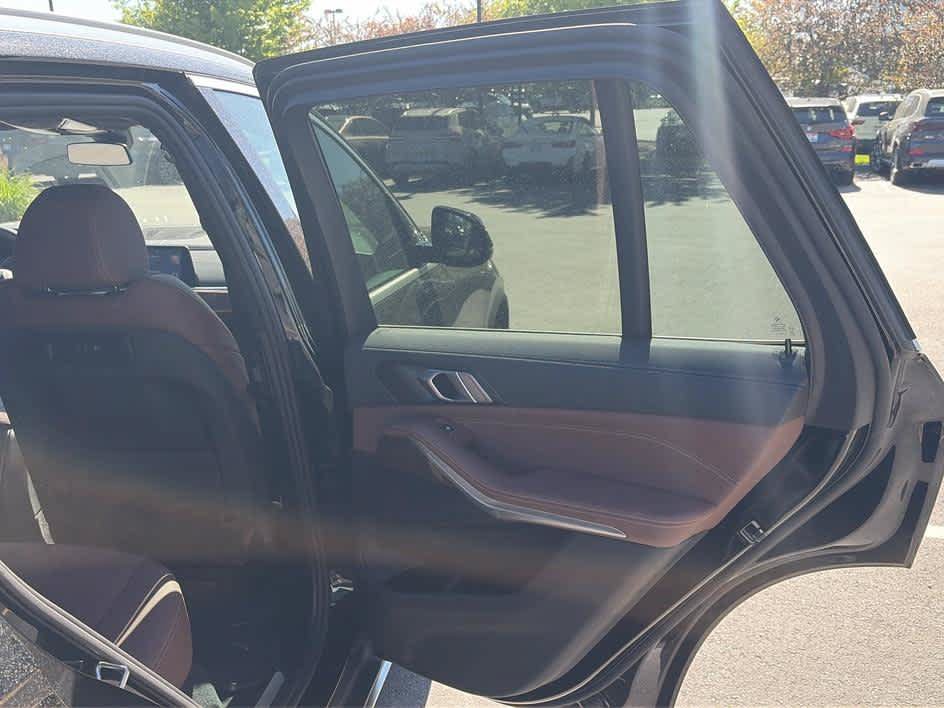 Used 2020 BMW X5 xDrive40i w/ Premium Package AWD/4WD image 23