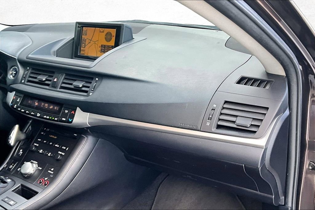 Used 2012 Lexus CT 200h Premium w/ Leather Pkg image 25