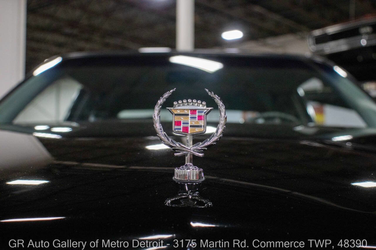 Used 1990 Cadillac Fleetwood Coupe FWD image 35