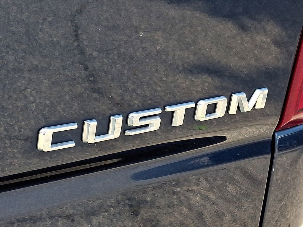 Certified 2020 Chevrolet Silverado 1500 Custom w/ Custom Value Package AWD/4WD image 32