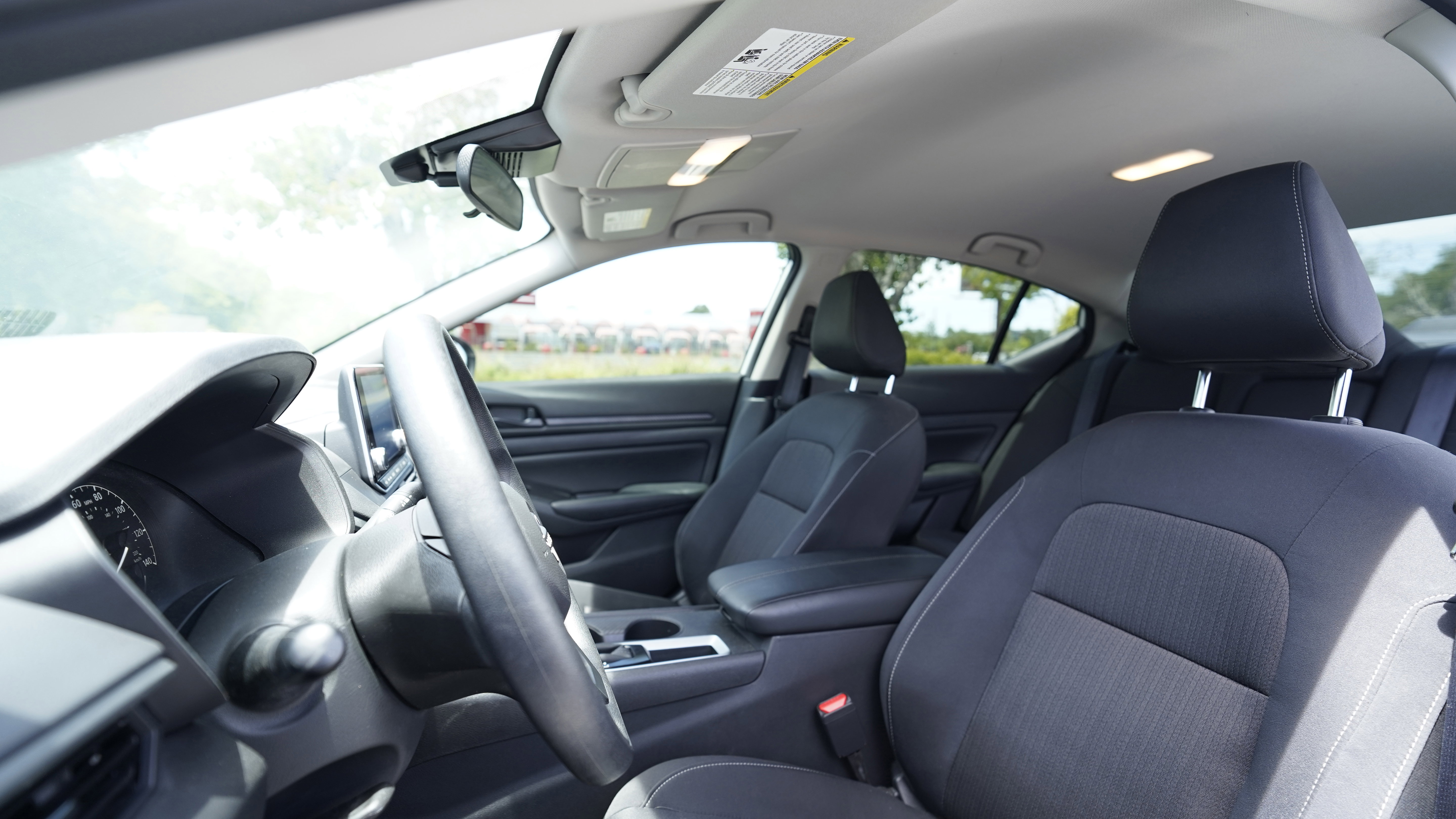 Used 2025 Nissan Altima 2.5 S FWD image 8