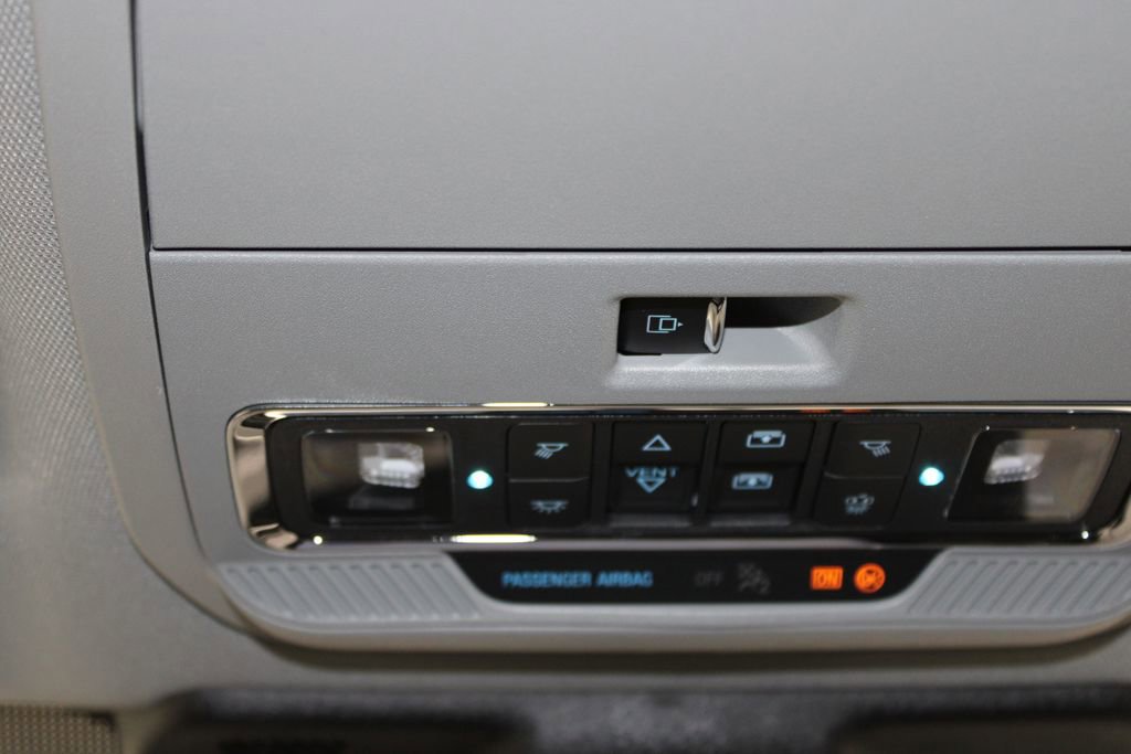 New 2026 Ford F250 Lariat w/ Black Appearance Package image 51