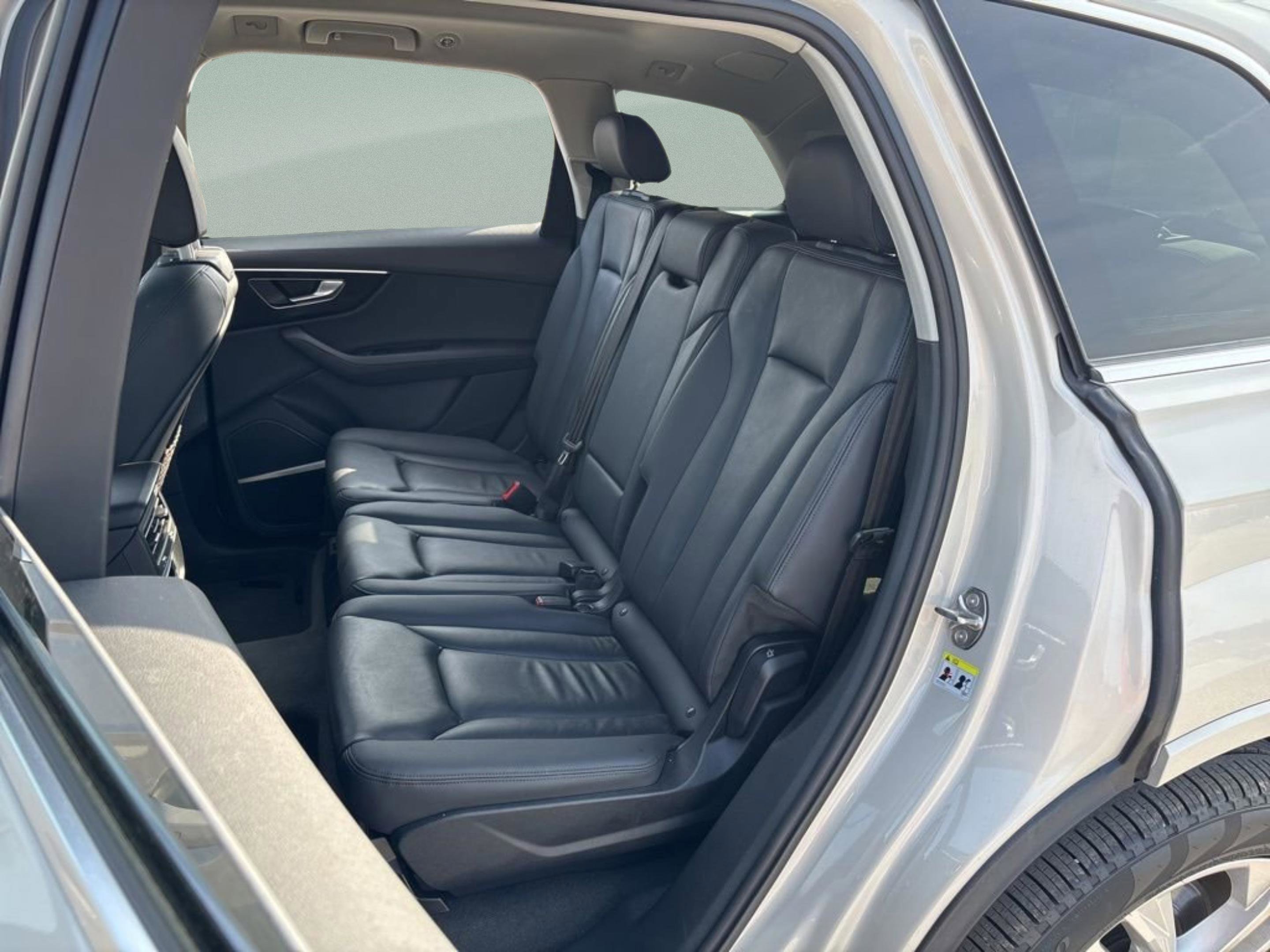 Used 2024 Audi Q7 3.0T Premium Plus AWD/4WD image 24