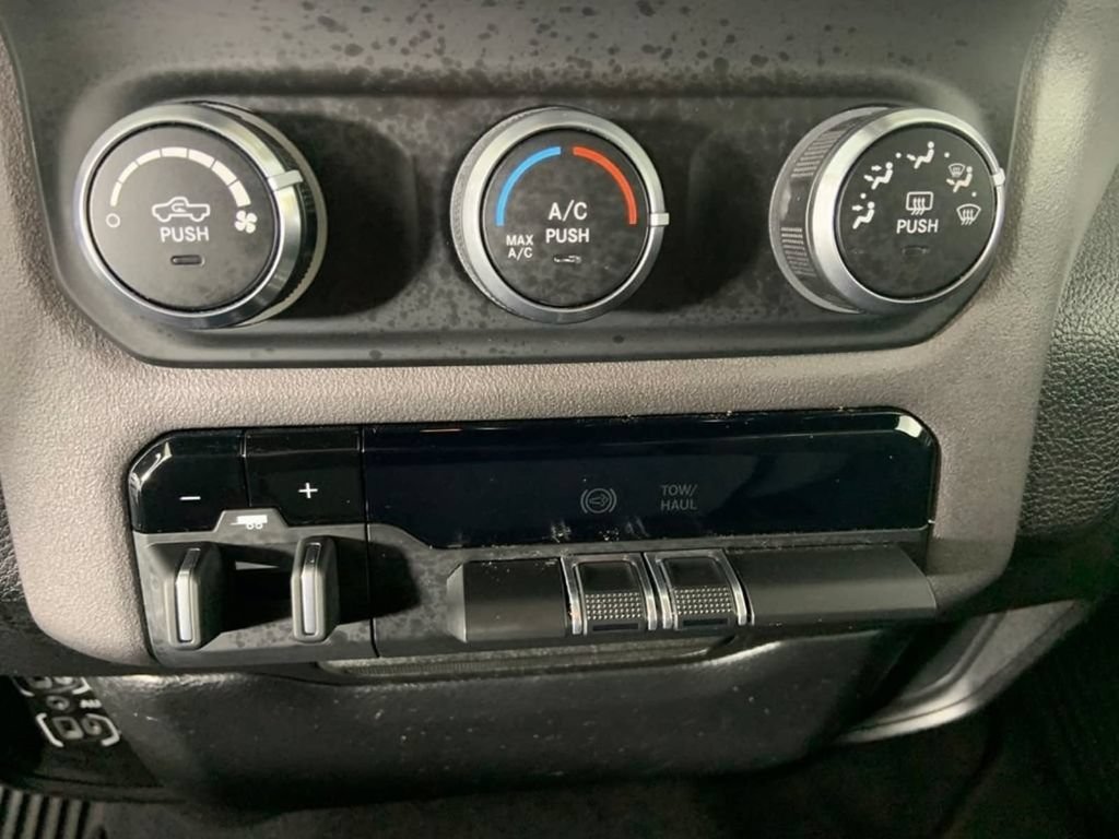 Used 2021 RAM 3500 Big Horn AWD/4WD image 24