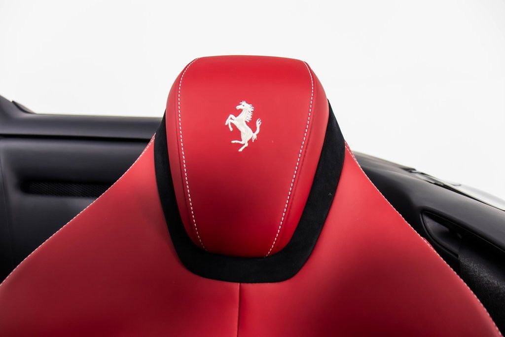 Certified 2024 Ferrari Roma Spider RWD image 44