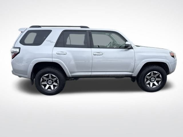 Used 2019 Toyota 4Runner TRD Off-Road image 6