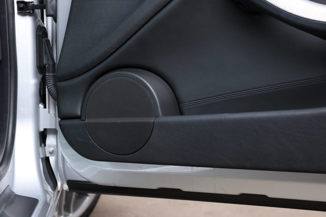 Used 2005 BMW M3 Coupe image 95