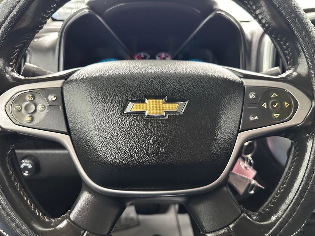 Used 2020 Chevrolet Colorado LT w/ Safety Package image 19