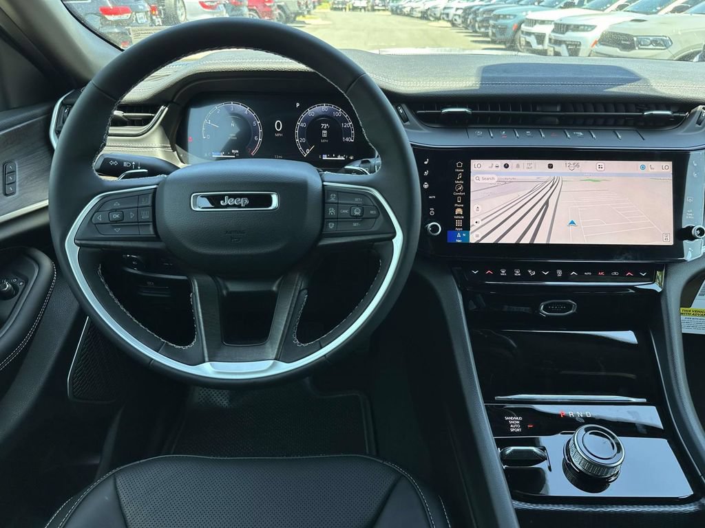 New 2026 Jeep Grand Cherokee Limited AWD/4WD image 17