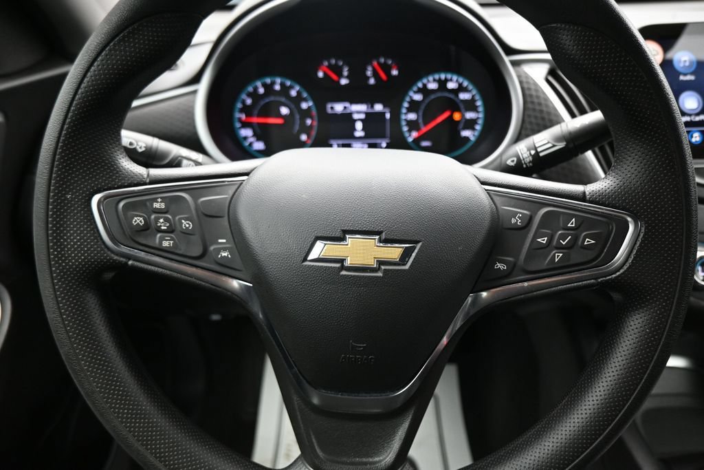 Used 2024 Chevrolet Malibu LT FWD image 13