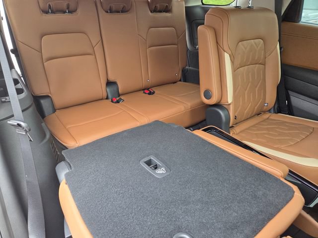 New 2026 Nissan Pathfinder Platinum AWD/4WD image 22