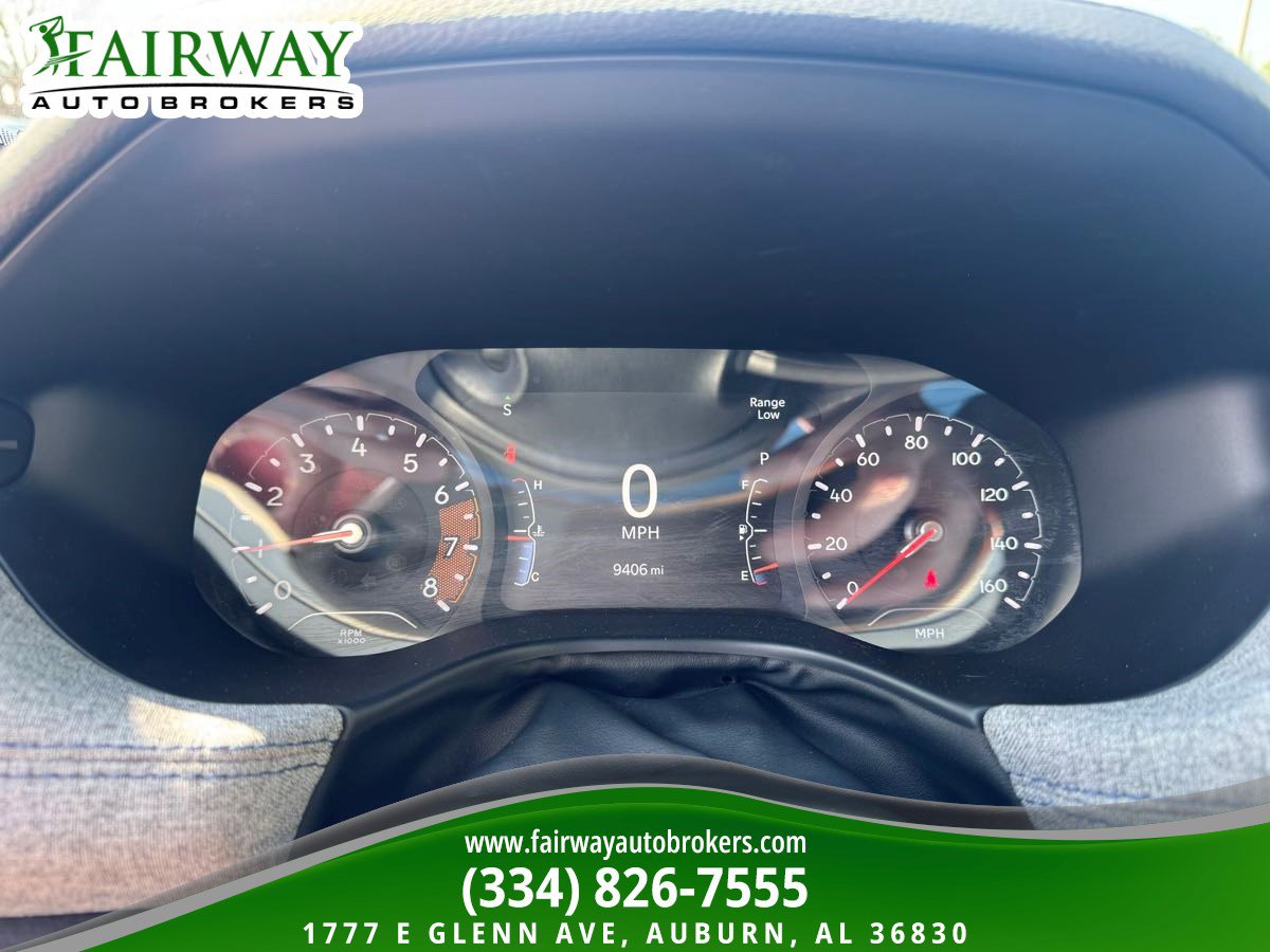 Used 2023 Jeep Compass Latitude w/ Sun and Sound Group AWD/4WD image 20