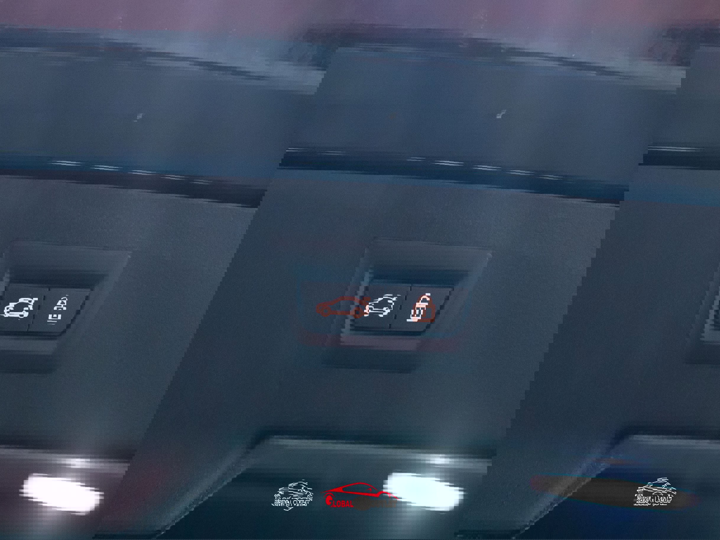 Used 2019 BMW X6 xDrive50i w/ M Sport Package image 53