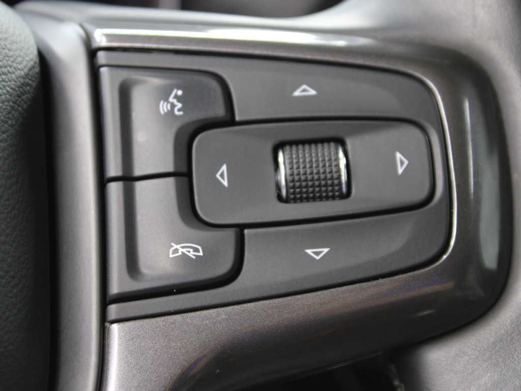 Used 2025 Chevrolet Silverado 2500 ZR2 w/ Technology Package AWD/4WD image 65