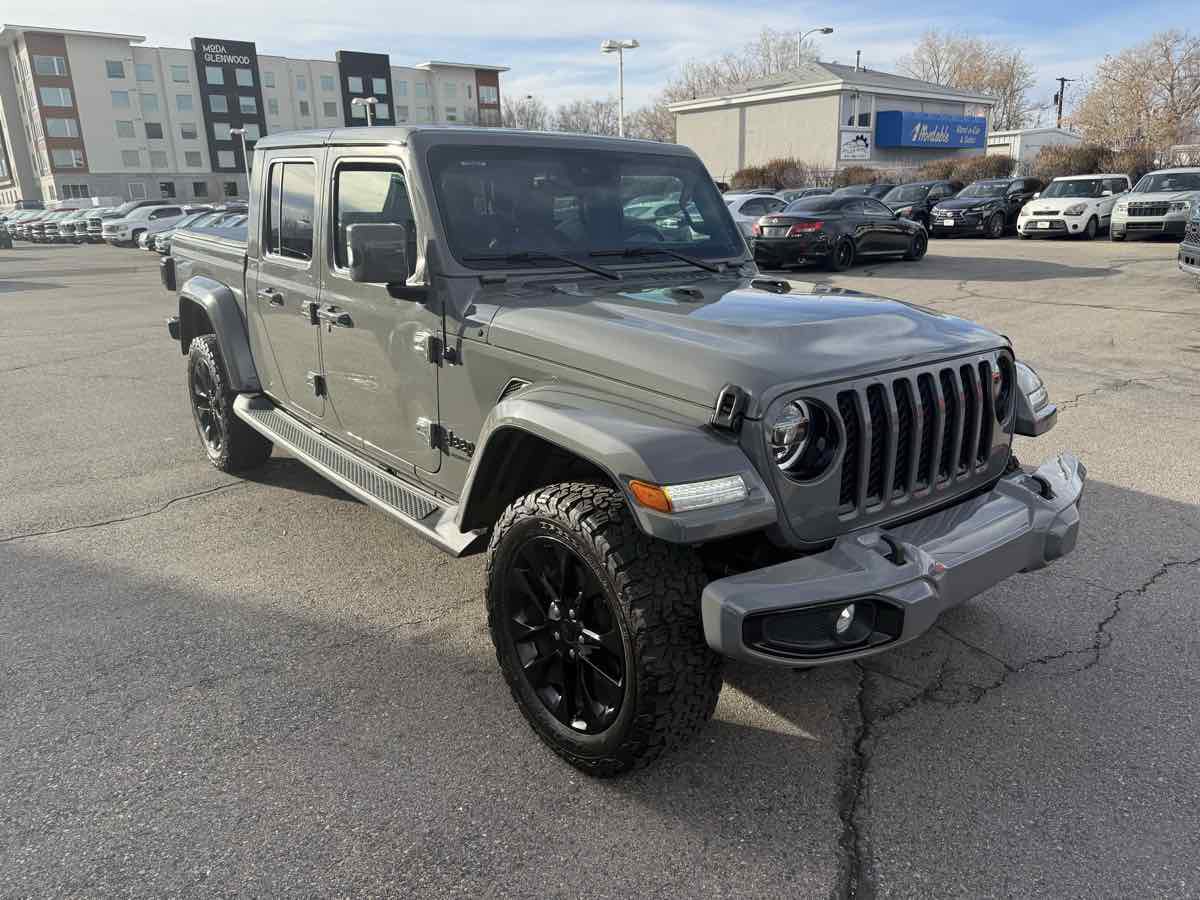 Used 2022 Jeep Gladiator Overland image 4