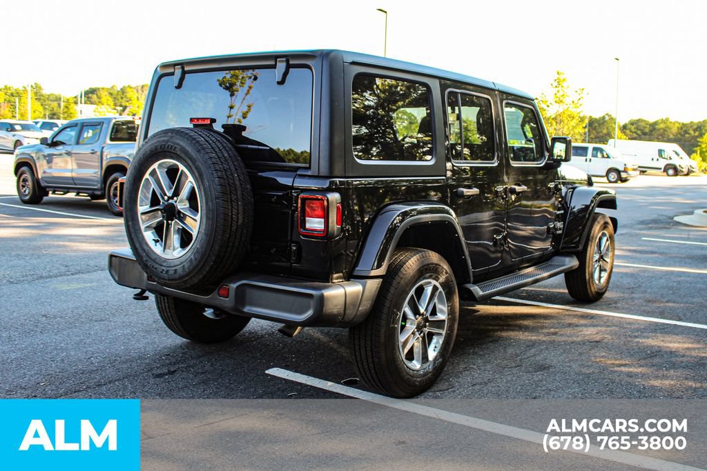 Used 2022 Jeep Wrangler Unlimited Sahara AWD/4WD image 5