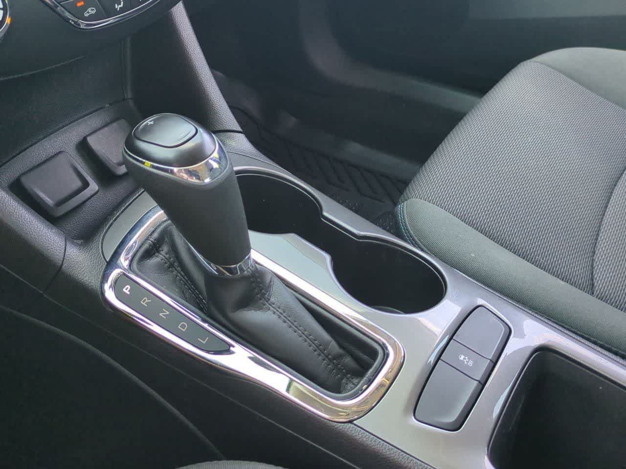 Used 2017 Chevrolet Cruze LT FWD image 29