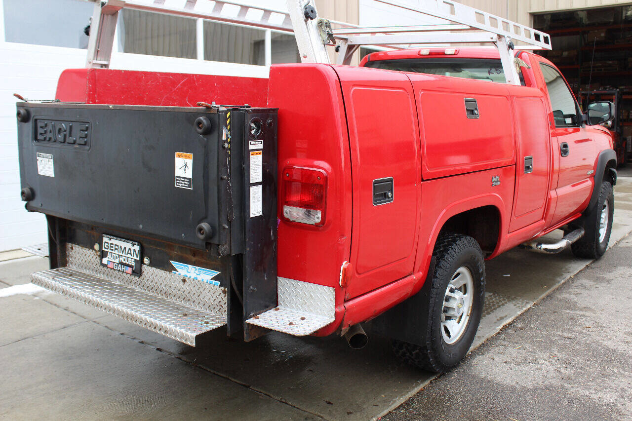 Used 2005 Chevrolet Silverado 3500 4x4 Regular Cab image 11