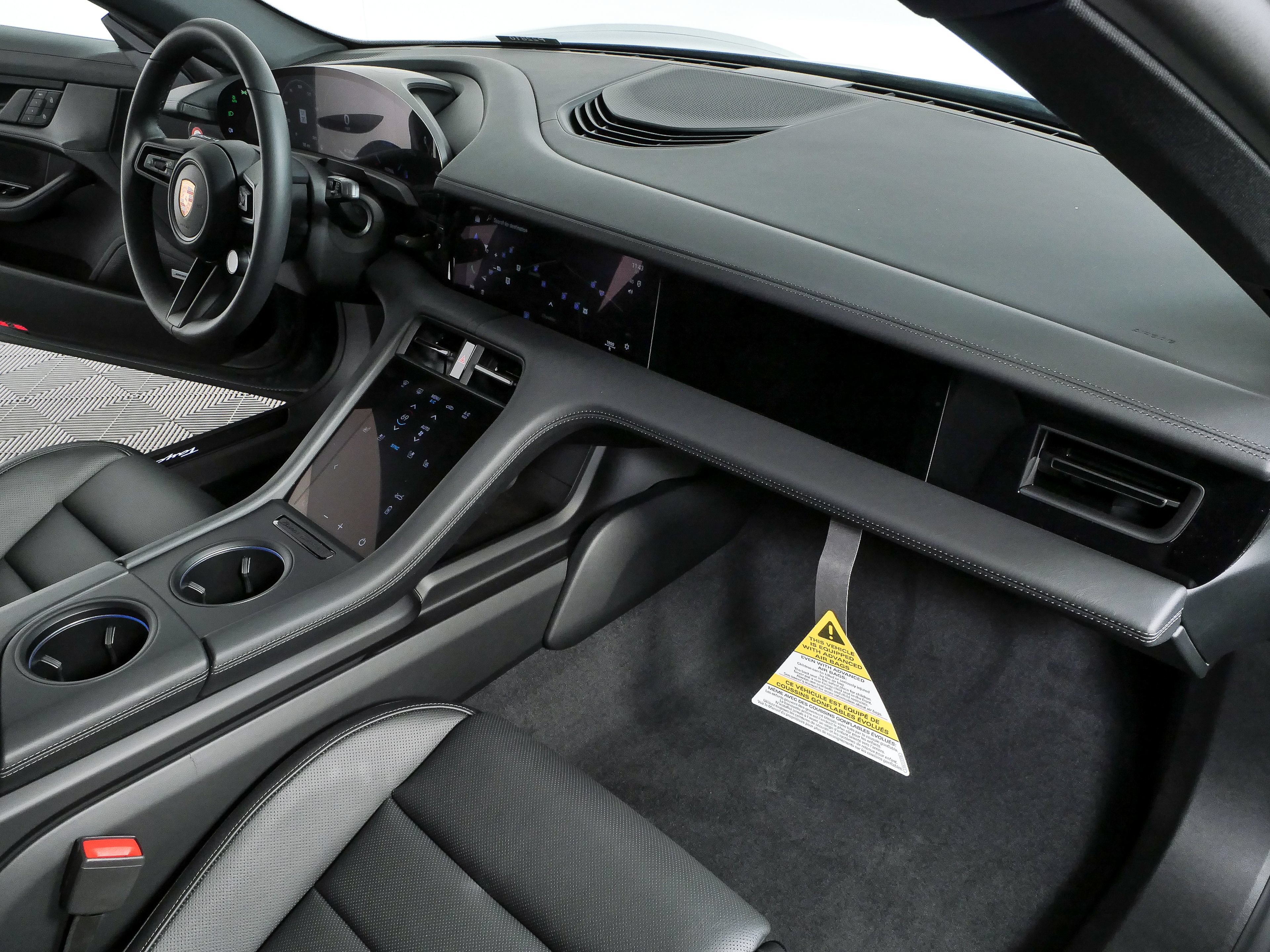 New 2026 Porsche Taycan RWD image 24