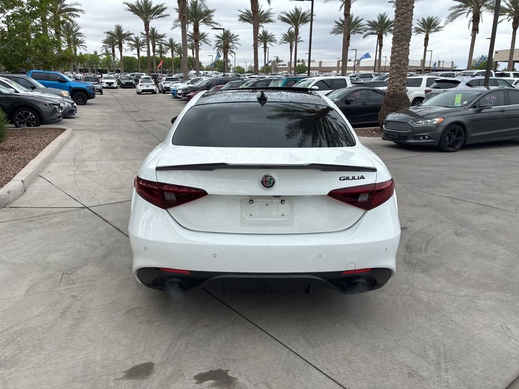 Used 2019 Alfa Romeo Giulia Ti Sport w/ Quick Order Package 22U Sport image 4