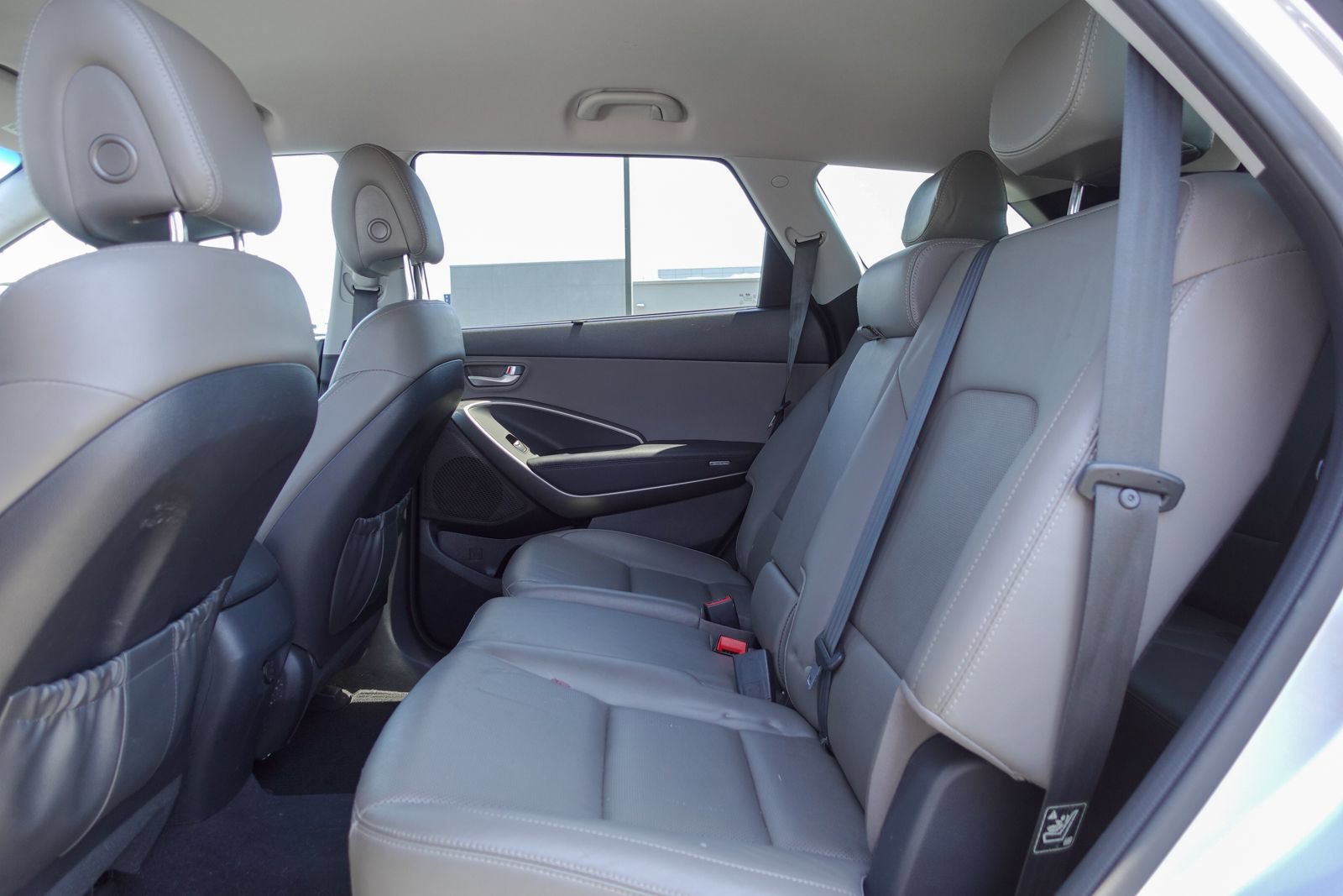 Used 2017 Hyundai Santa Fe SE w/ SE Premium Package 02 FWD image 13
