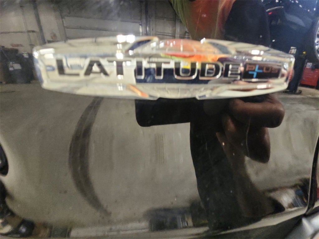 Used 2020 Jeep Cherokee Latitude Plus image 31