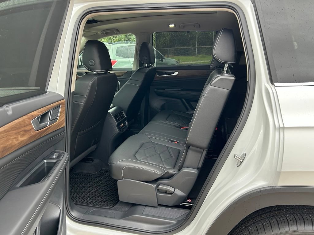 Certified 2026 Volkswagen Atlas SE FWD image 46