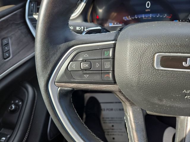 Used 2022 Jeep Grand Cherokee L Limited w/ Black Appearance Package RWD image 21