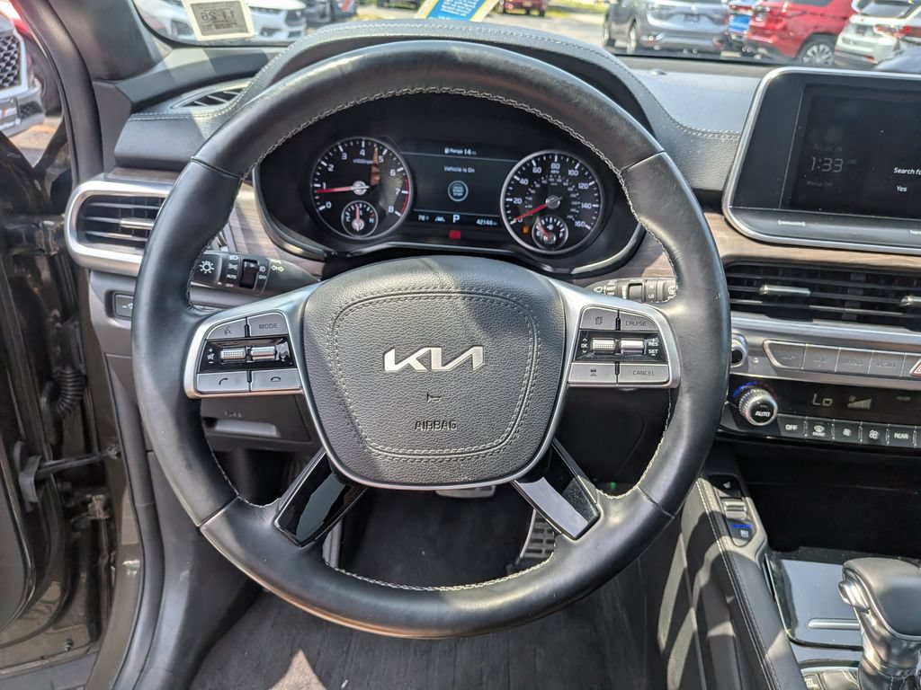 Used 2022 Kia Telluride SX w/ SX Prestige Package AWD/4WD image 11