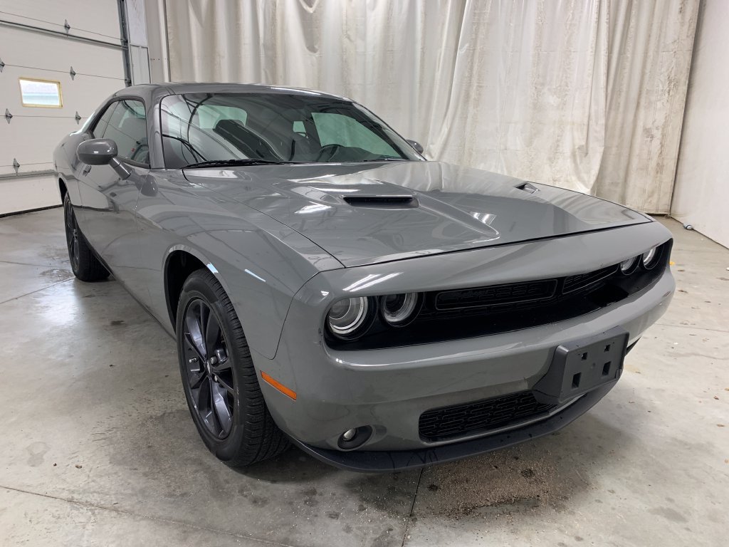 Used 2023 Dodge Challenger SXT w/ Blacktop Package AWD/4WD image 2