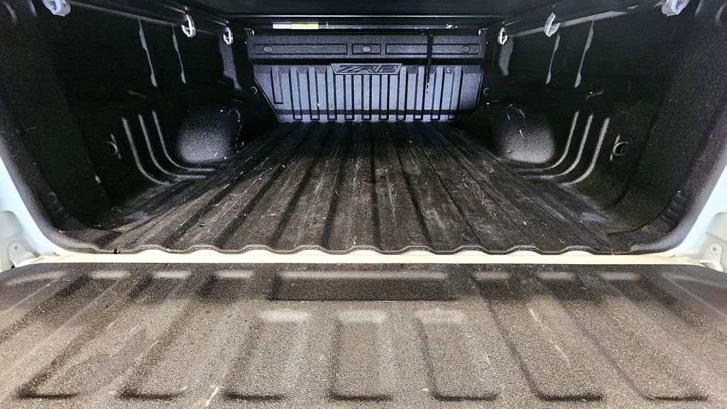 Used 2022 Chevrolet Colorado ZR2 image 11