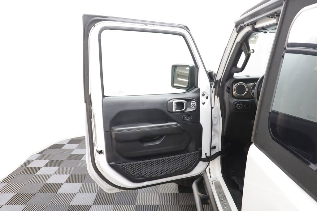 Used 2018 Jeep Wrangler Rubicon image 5