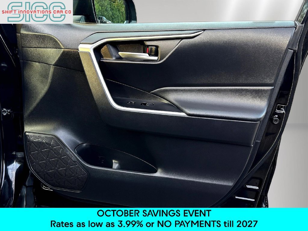 Used 2024 Toyota RAV4 AWD Hybrid image 30
